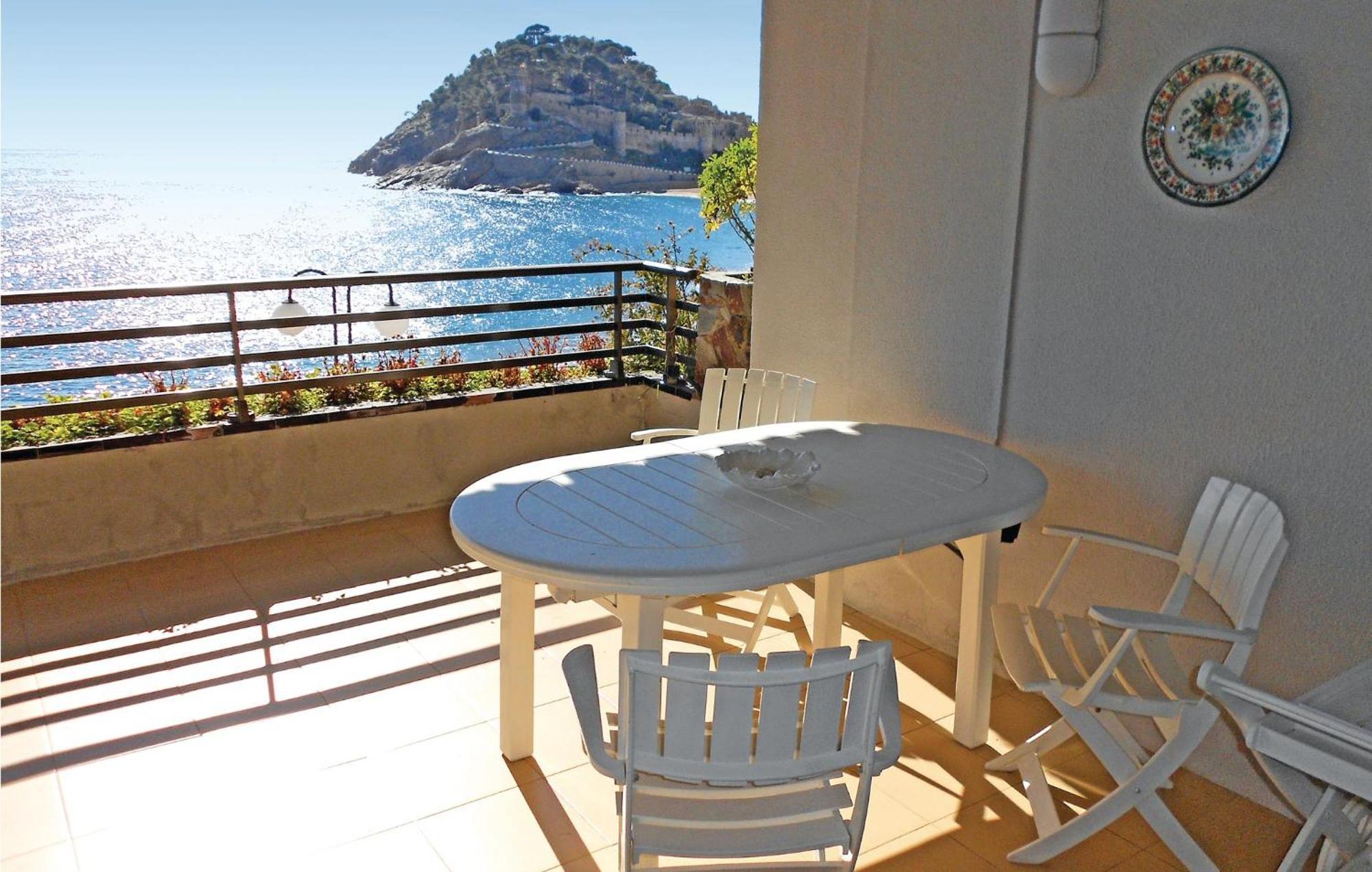 Stunning Apartment In Tossa De Mar With Wifi Extérieur photo